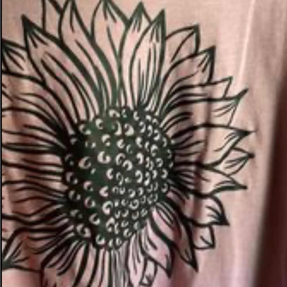 Sunflower 🌻 shirt